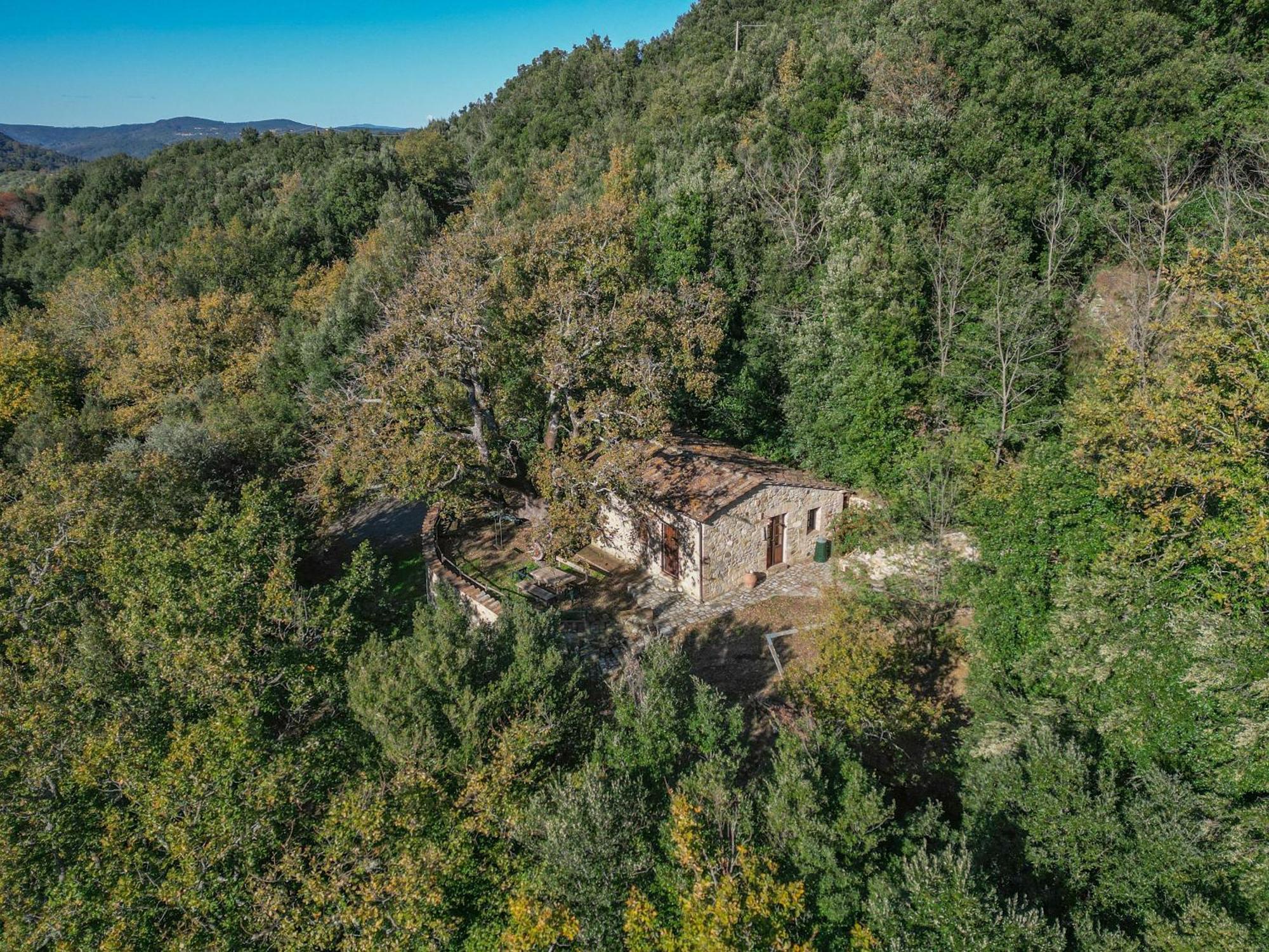 Вілла Agriturismo Antico Borgo Montacuto Pari Екстер'єр фото