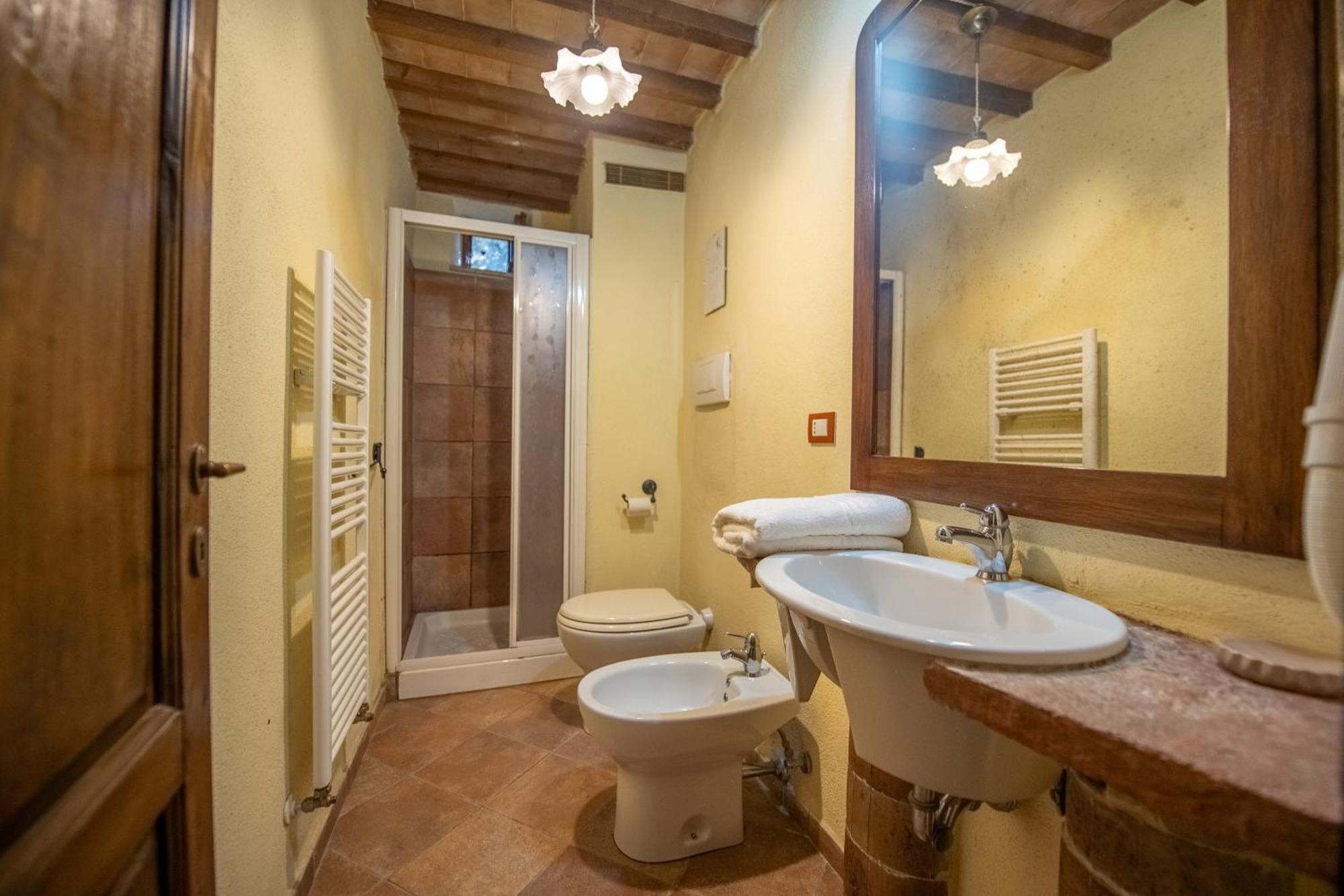 Agriturismo Antico Borgo Montacuto Pari Номер фото